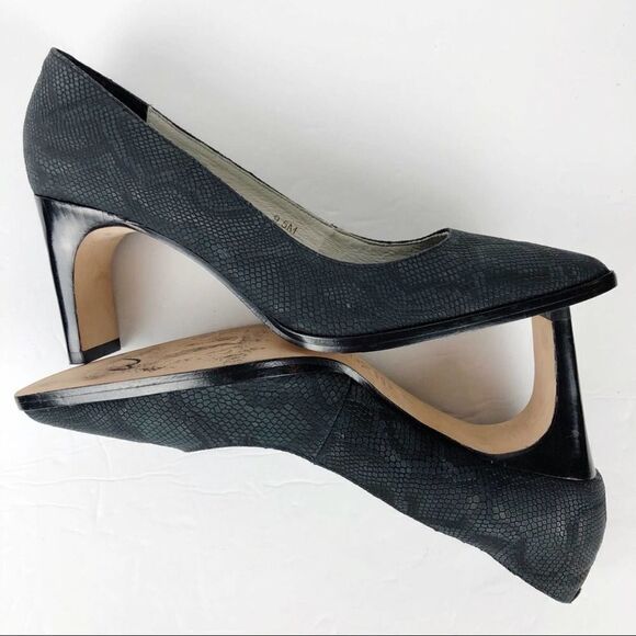 Matt Bernson Python Snake Embossed Pointy Toe Heels Pump Black charcoal 9.5 - Picture 16 of 16